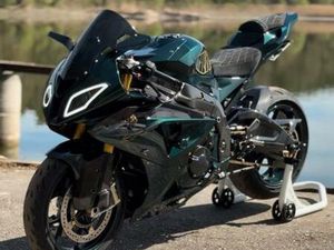BMW S1000RR INDIVIDUAL 1 OF 1