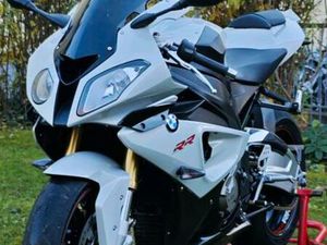 BMW S1000RR
