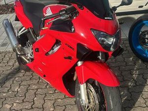 HONDA CBR600F PC35 *EXPORT GESUCHT*