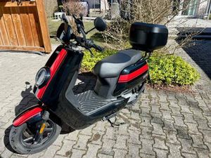 NIU NGT 85KM/H ELEKTRO ROLLER L3E