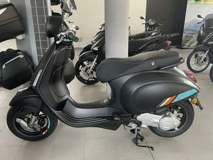 VENDO VESPA PRIMAVERA 50 S (2023 - 25) NUOVA A NOVARA (CODICE 9722825) - MOTO.IT