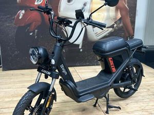 ELEKTROROLLER GOCCIA GEV 1200, 45 KM/H, 1000 WATT, SCHWARZ