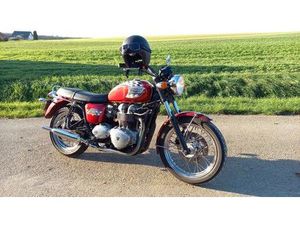 TRIUMPH BONNEVILLE 790