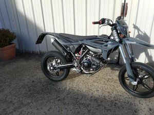 BETA RR 125 4T MOTARD T X SPECIAL EDITION NEU LIEFERBAR