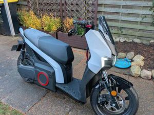 SEAT MO 125 / SILENCE S01 ELEKTRO ROLLER 125