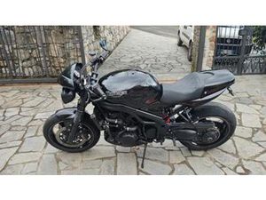 TRIUMPH SPEED TRIPLE 955I - 2002