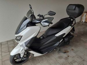 YAMAHA NMAX 125
