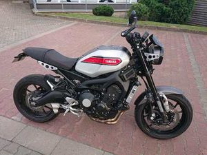 YAMAHA XSR 900 ČR