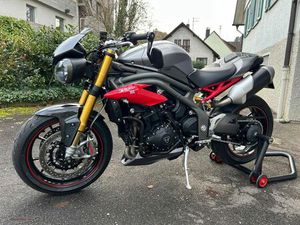 TRIUMPH SPEED TRIPLE 1050 R MN01