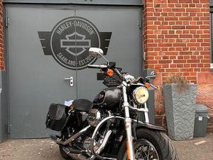 HARLEY-DAVIDSON SPORTSTER 1200 CUSTOM