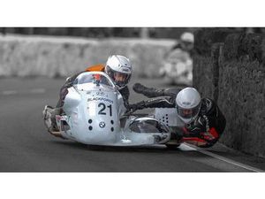 ② BMW CLASSIC RACING SIDECAR 1070 CC