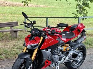 DUCATI STREETFIGHTER V2 S, TERMIGNONI, 1. HAND, TOP!
