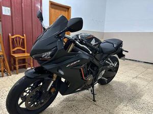 HONDA - CBR650R