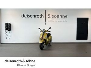 VESPA GTS 310 SUPER SPORT GRÜN AMBIZIOSO MATT