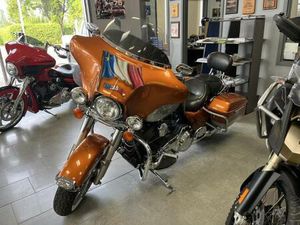 2014 HARLEY-DAVIDSON FLHR ROAD KING