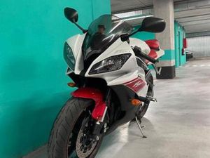 YAMAHA - YZF R6