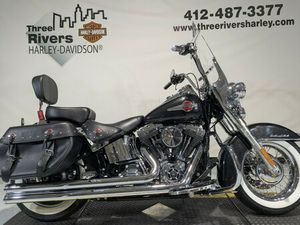 2017 HARLEY-DAVIDSON® HERITAGE SOFTAIL® CLASSIC BLACK QUARTZ