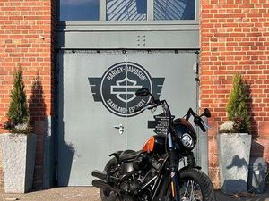HARLEY-DAVIDSON STREET BOB 200ER THUNDERBIKE