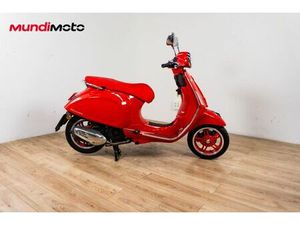 PIAGGIO VESPA 125 PRIMAVERA BATIK