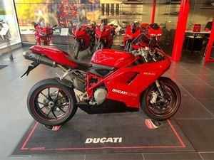 DUCATI 848