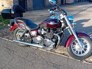 TRIUMPH BONNEVILLE AMERICA 865 865 CC