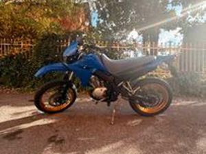 YAMAHA XT 125 X