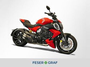 DUCATI DIAVEL V4- WENIG KM