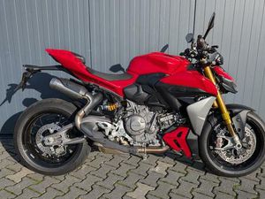 DUCATI STREETFIGHTER V2 S