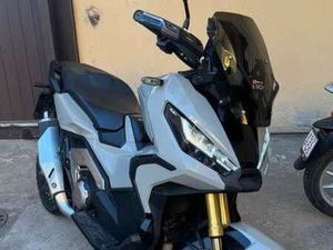 HONDA X-ADV HONDA X-ADV 750 GRIGIO