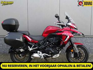 BENELLI TRK 502 ROOD