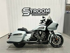 2025 INDIAN CHALLENGER DARK HORSE 112 FROST SILVER SMOKE