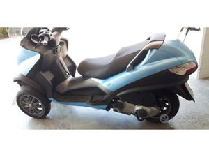 PIAGGIO MP3 250
