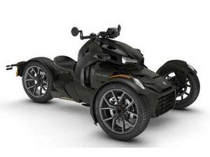 CAN-AM RYKER 900 ZWART