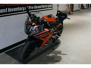 2023 KTM RC 390