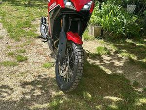 MOTO MORINI X-CAPE ROSSO