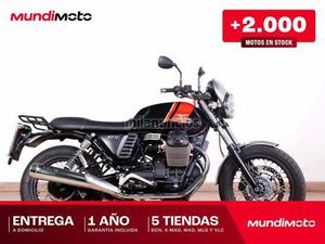 MOTO GUZZI - V7