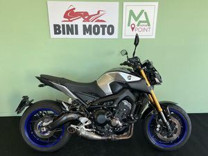 VENDO YAMAHA MT-09 SP (2018 - 20) USATA A MANERBA DEL GARDA (CODICE 9870602) - MOTO.IT