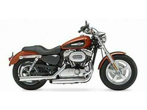 2011 HARLEY-DAVIDSON® 1200 CUSTOM VIVID BLACK