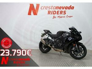 YAMAHA - YZF-R1