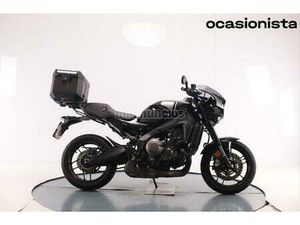 YAMAHA - XSR900