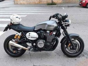 YAMAHA - XJR 1300