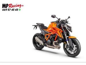 KTM - 1390 SUPER DUKE