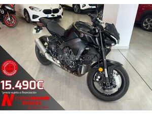 YAMAHA - MT10