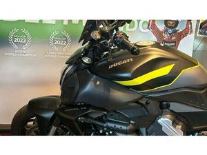 VENDO DUCATI DIAVEL V4 (2023 - 25) USATA A ACIREALE (CODICE 9870081) - MOTO.IT