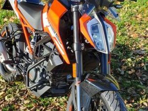 DUKE 125 ,GMOLE,SZYBA ,ZAMIANA,RATY RYBNIK