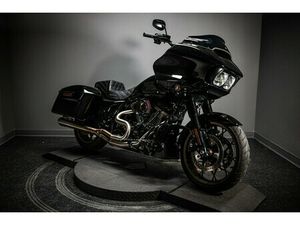 2022 ROAD GLIDE® ST (FLTRXST)