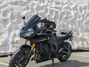 YAMAHA FZ 8