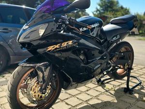 KAWASAKI NINJA ZX9R C