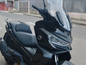 VOGE SR4 400 MAX APRILE 2023