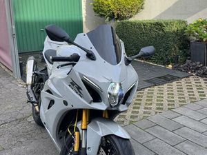 SUZUKI GSX R 1000 R L7